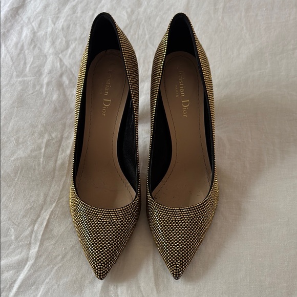 Size 40
4” heel height - Picture 1 of 5